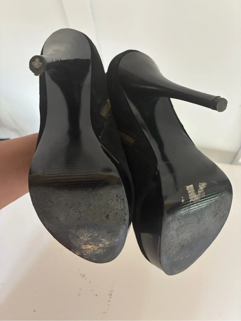 Steve Madden Black Suede Platform Ankle Booties - Women's High Heel. NO BOX